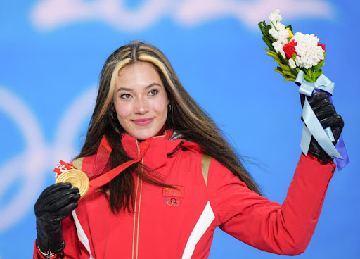 开元家里放标准乒乓球台尺寸